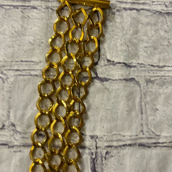 GOLD TONE 3 ATTACHED CHAINS WOMENS BELT - Picture 4 of 9